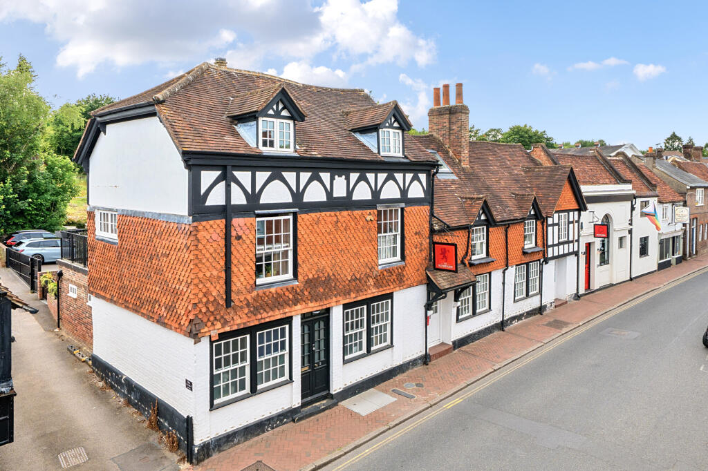 Main image of property: High Street, Great Missenden, HP16