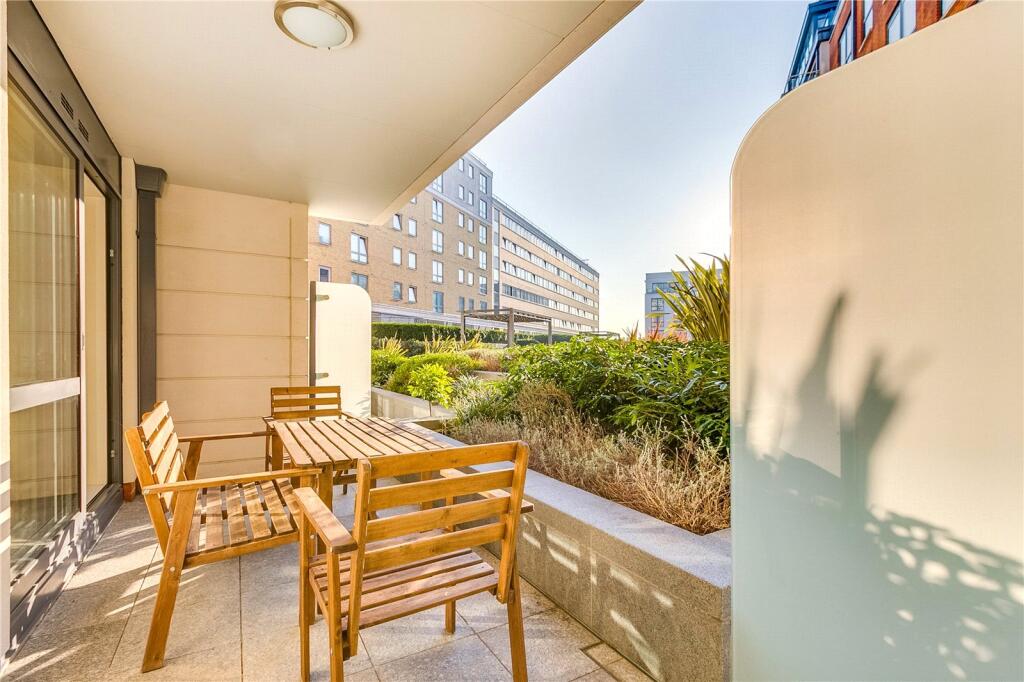 Main image of property: Doulton House,
11 Park Street, SW6