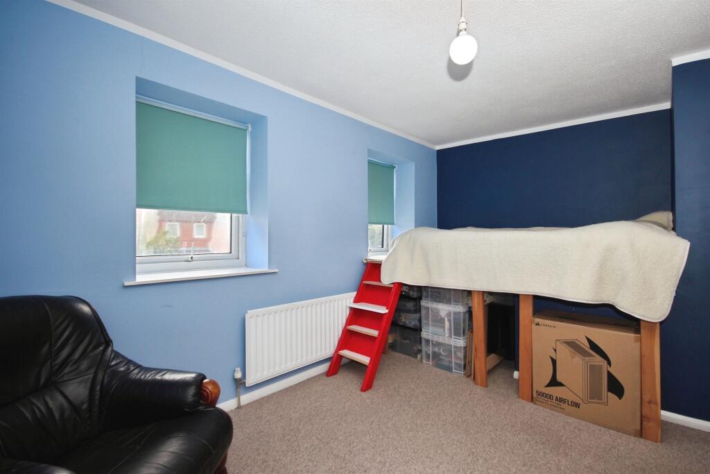 House in Coventry, Wood End - More