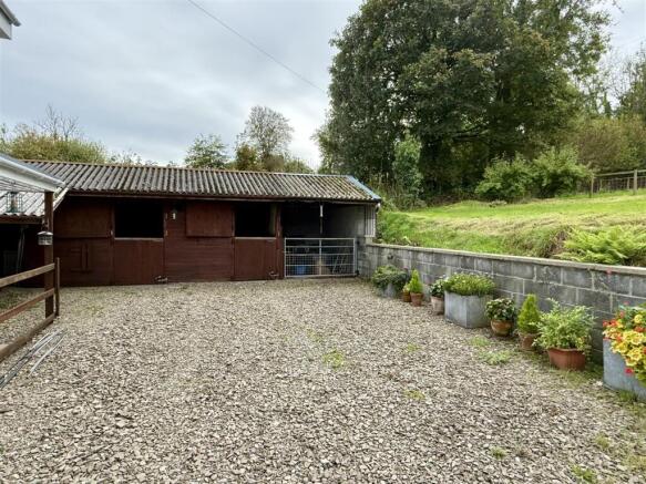 Stables and Stable yard