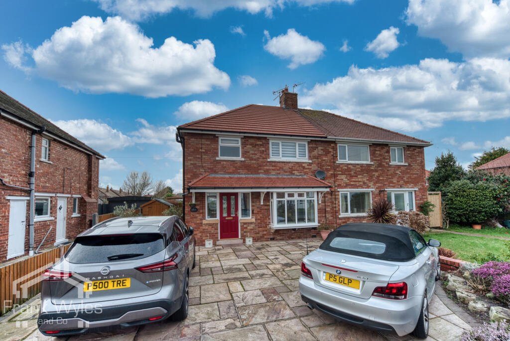 Main image of property: St Leonards Road East, Lytham St Annes, Lancashire