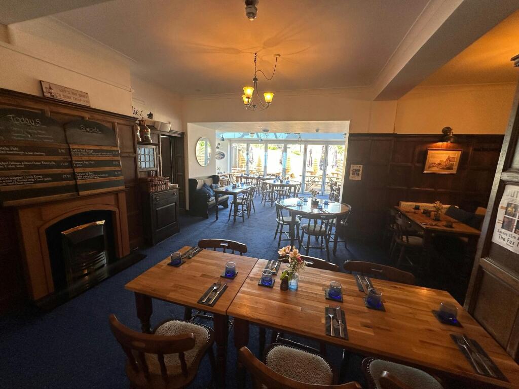 Restaurant.jpg