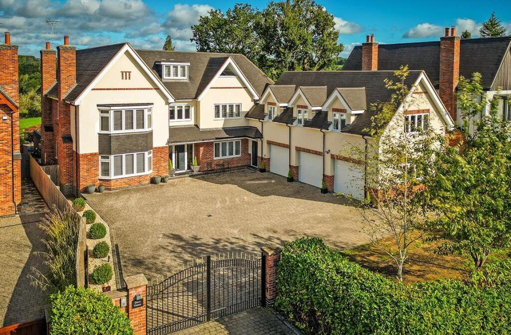 Main image of property: Cloves Hill, Morley, Derbyshire