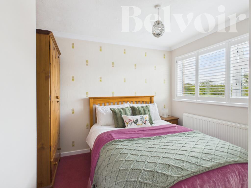 Violet Close, Kempshott, Basingstoke, RG22 - More