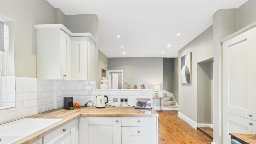 Main image of property: Drury Lane, Lincoln, LN1