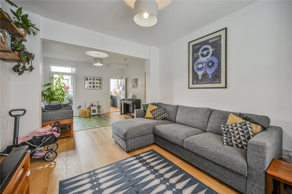 House in London - View 4