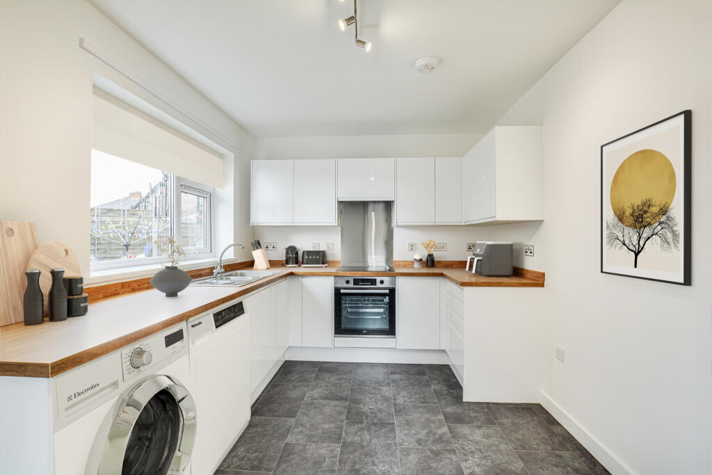House in Bury, Greater Manchester - View 3