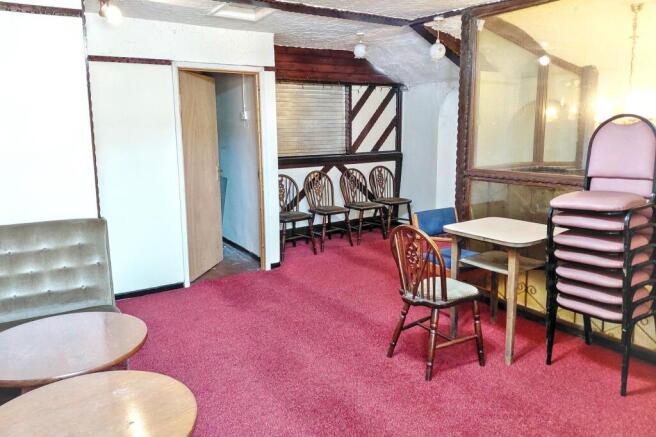 Abercarn Constitutional Club, Station Yd, Bridge Street, Abercarn, Newport, NP11 4SE