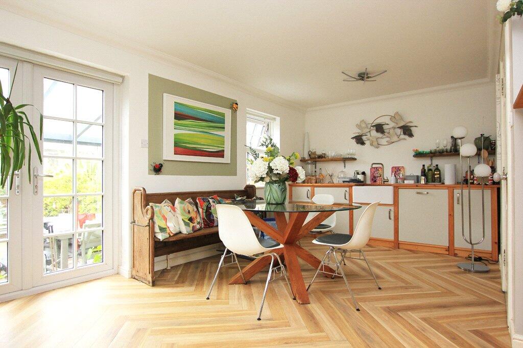 House in Skipton, Mill Fields - More