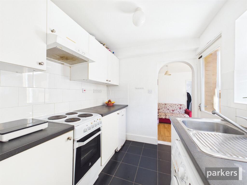 House in Reading - View 5