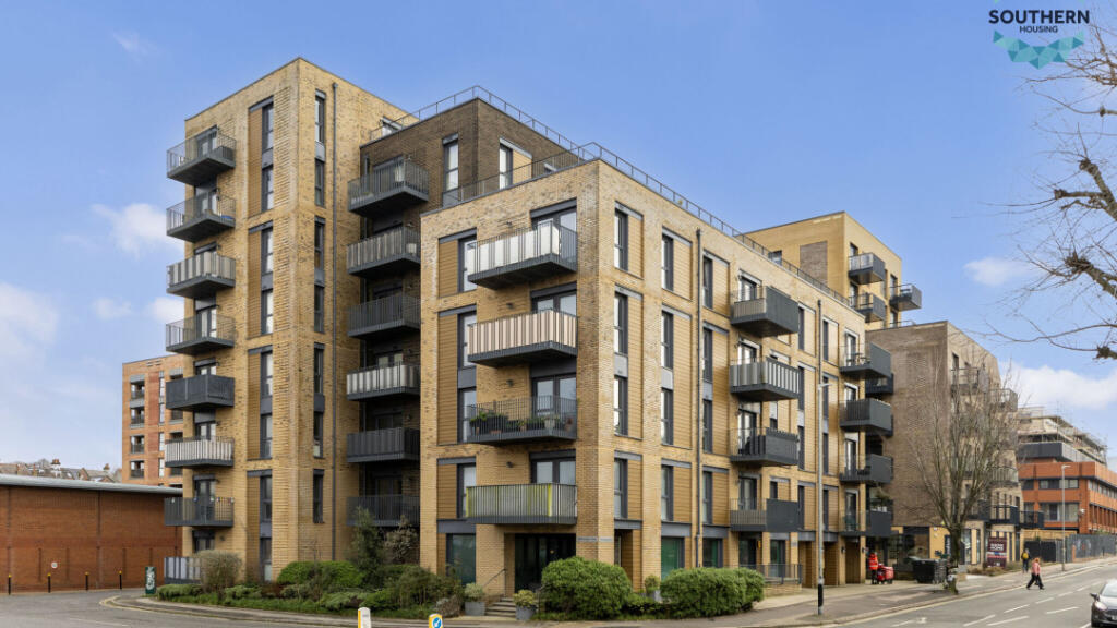 Main image of property: 121-123 Davigdor Road, Hove, BN3 1HS