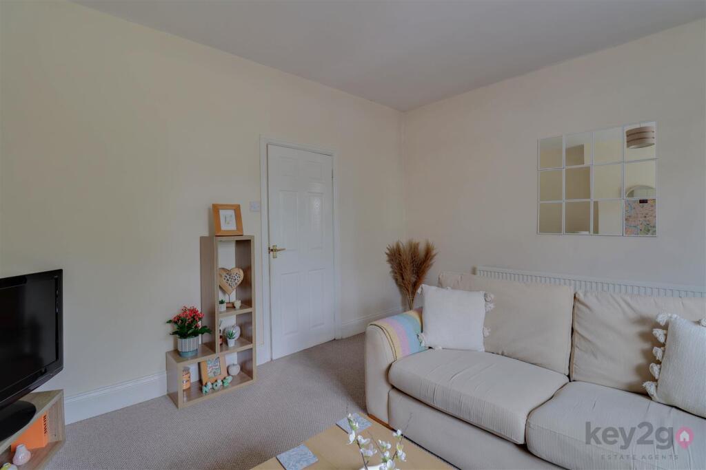 House in Sheffield, Woodhouse Mill, Woodhouse - View 4