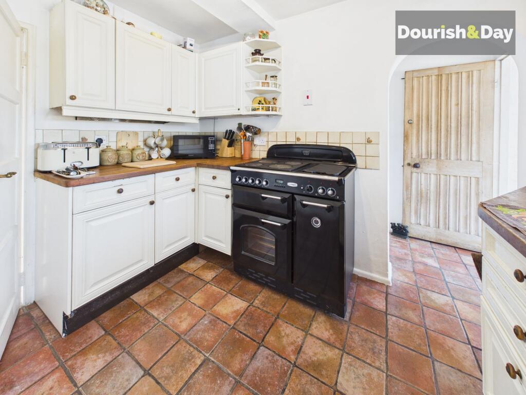 House in South Staffordshire, Brewood and Coven - More