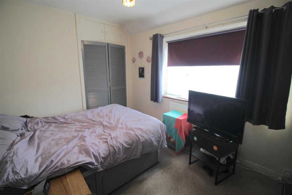 House in Birmingham, West Midlands - View 5