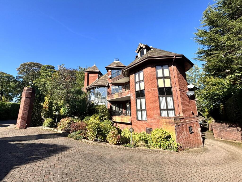 Main image of property: Ringley Hey, Whitefield, M45