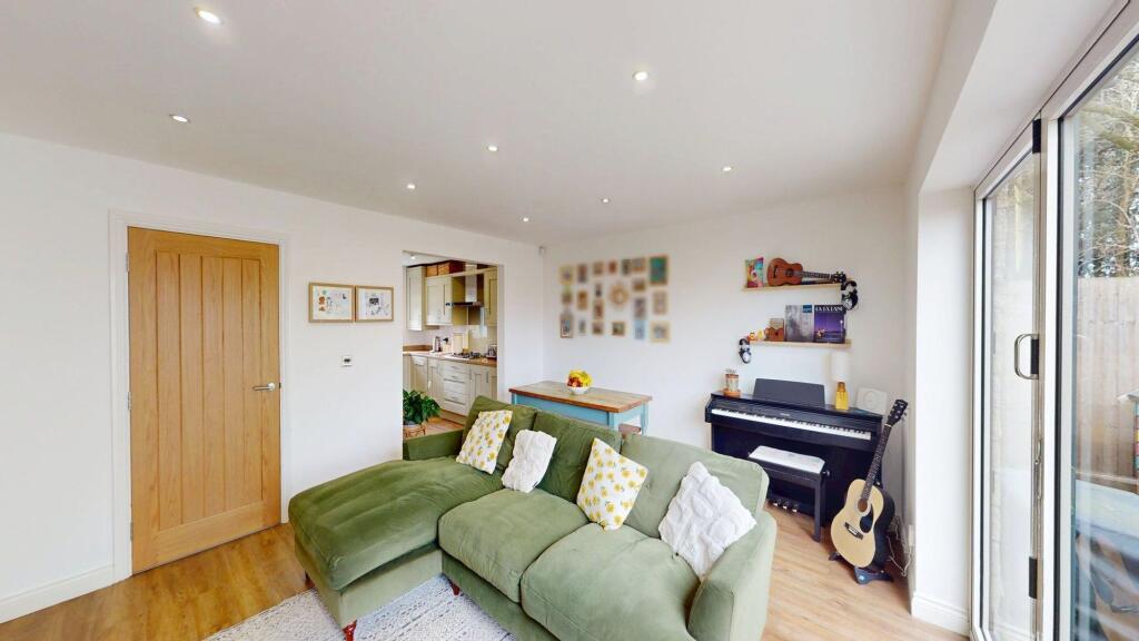 House in Westhoughton, Wingates - More