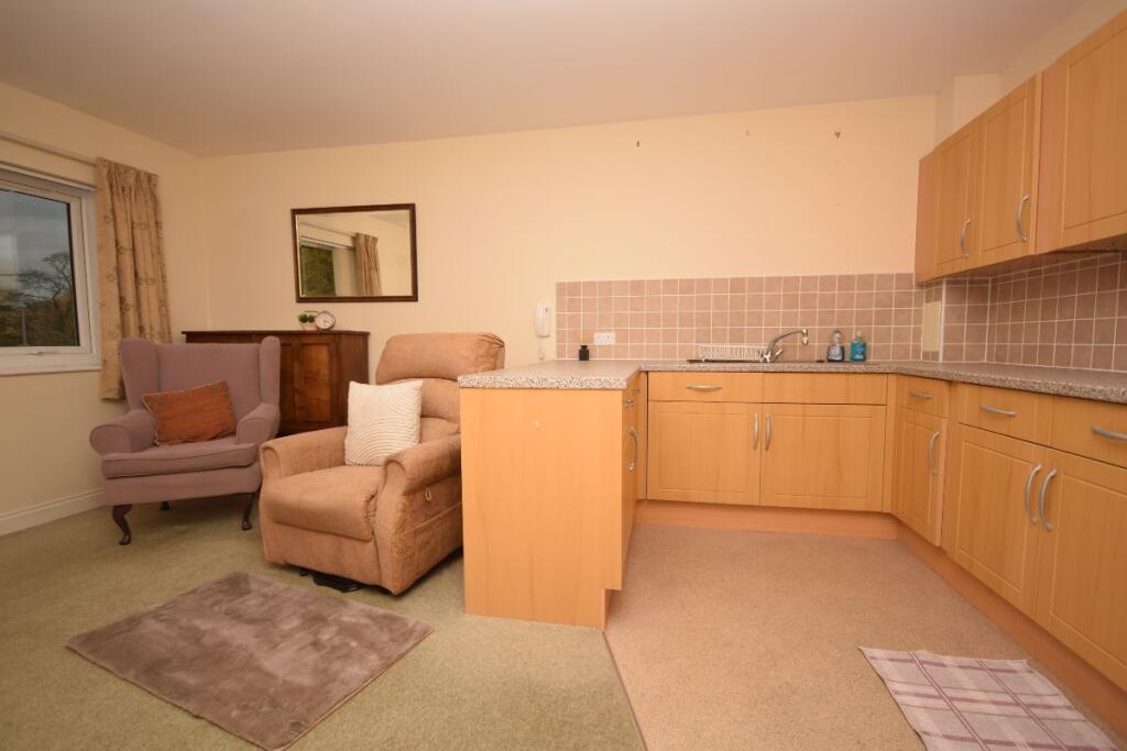 Flat , Woodlands, Bridge Lane, Penrith photo 2