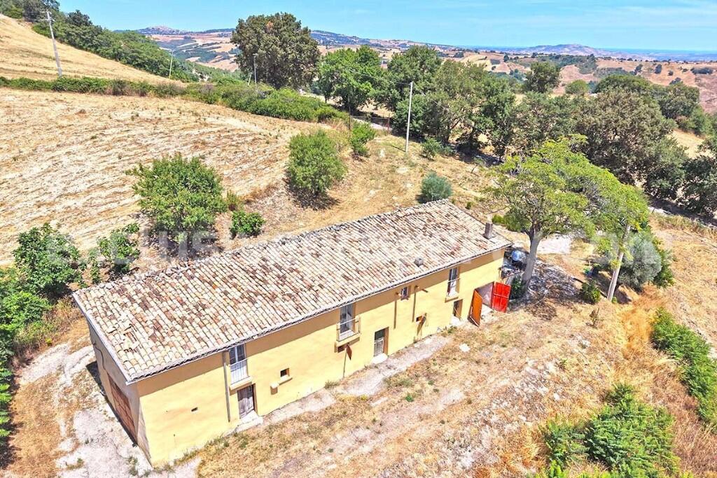 Main image of property: Guardialfiera, Campobasso, Molise