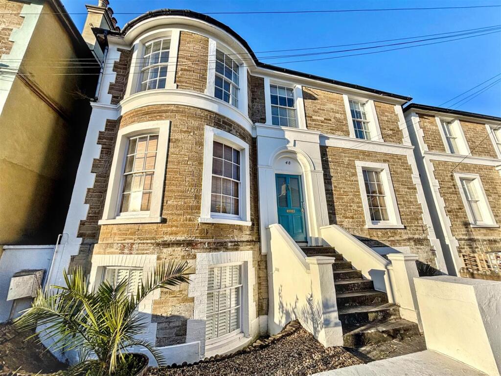 Main image of property: The Strand, Ryde, PO33 1JE