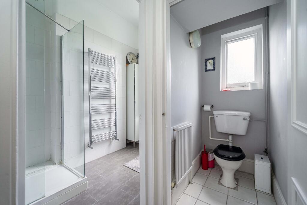 Apartment in London, Kilburn - View 4