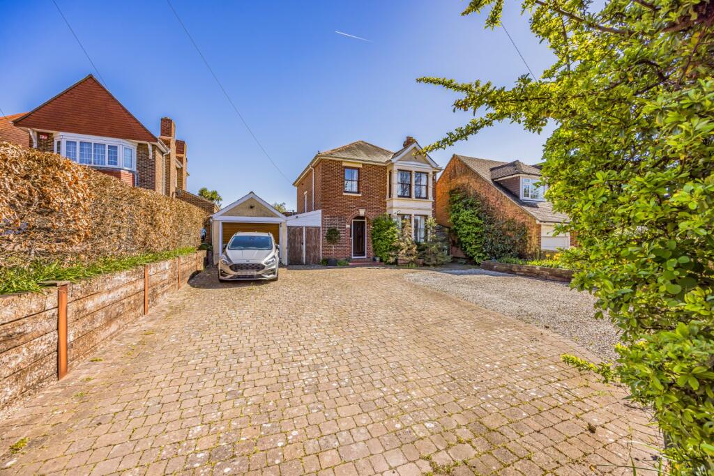 Main image of property: East Cosham Road, Drayton, Portsmouth, Hampshire, PO6