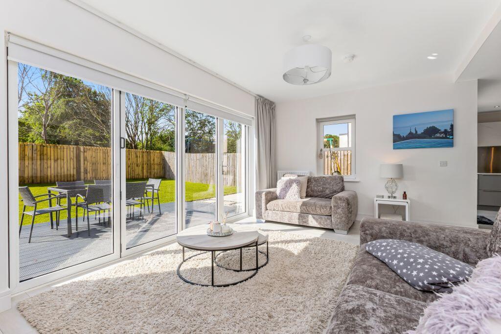 10 Middleton Avenue, Newcraighall, EH21 8SW - View 4