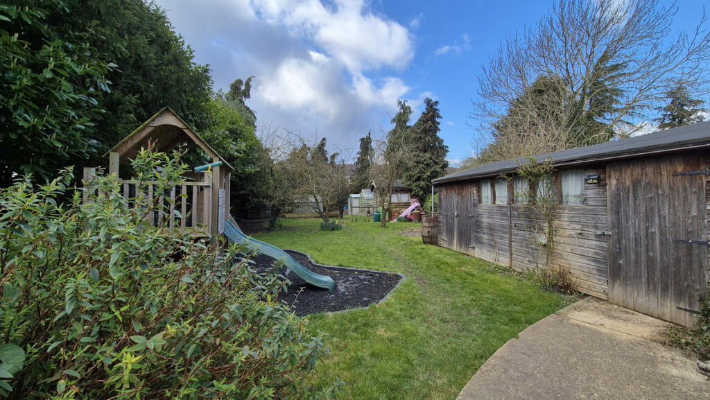Main image of property: Mount Pleasant, Stockton, CV47