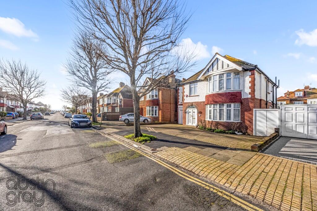 Main image of property: Berriedale Avenue, Hove, East Sussex, BN3