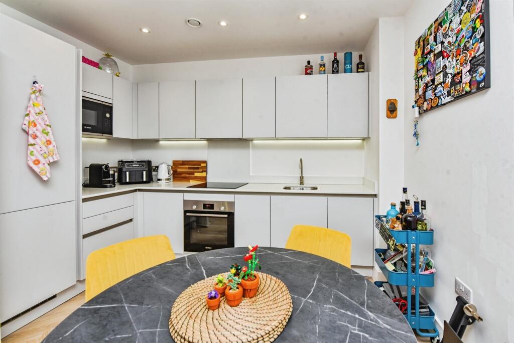 Apartment in Bath - View 4