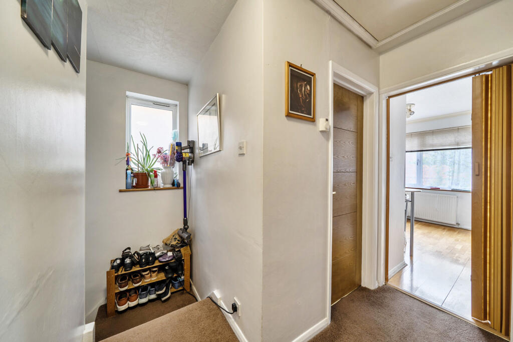 Apartment in London - View 4
