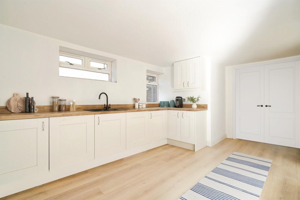 Main image of property: Walkergate, Otley