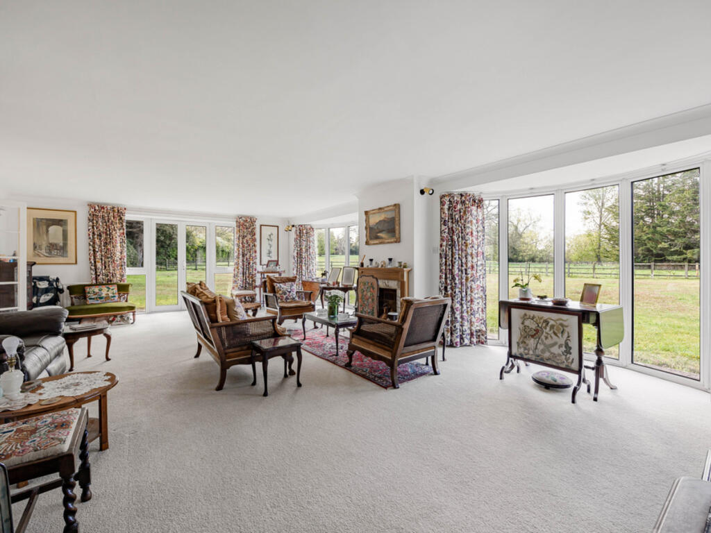 Church Hill, Hurst, RG10 - View 5