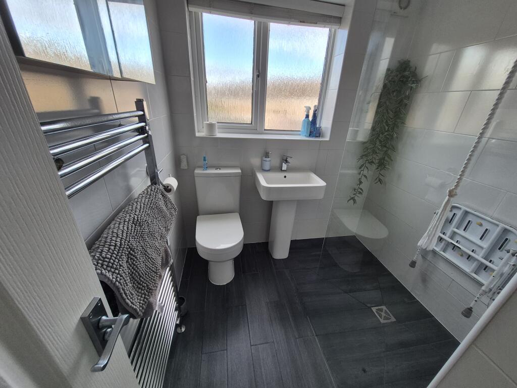 436 Cottingham Road, Hull, HU6 8QS photo 4