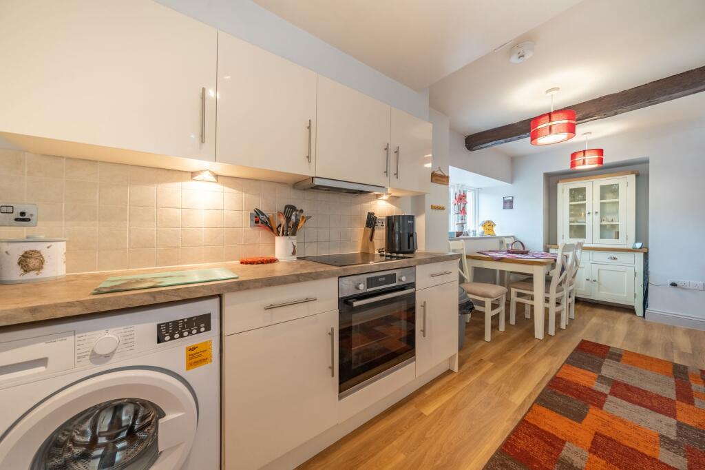 Apartment in Hornby - View 3