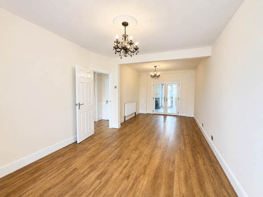 House in London - View 4