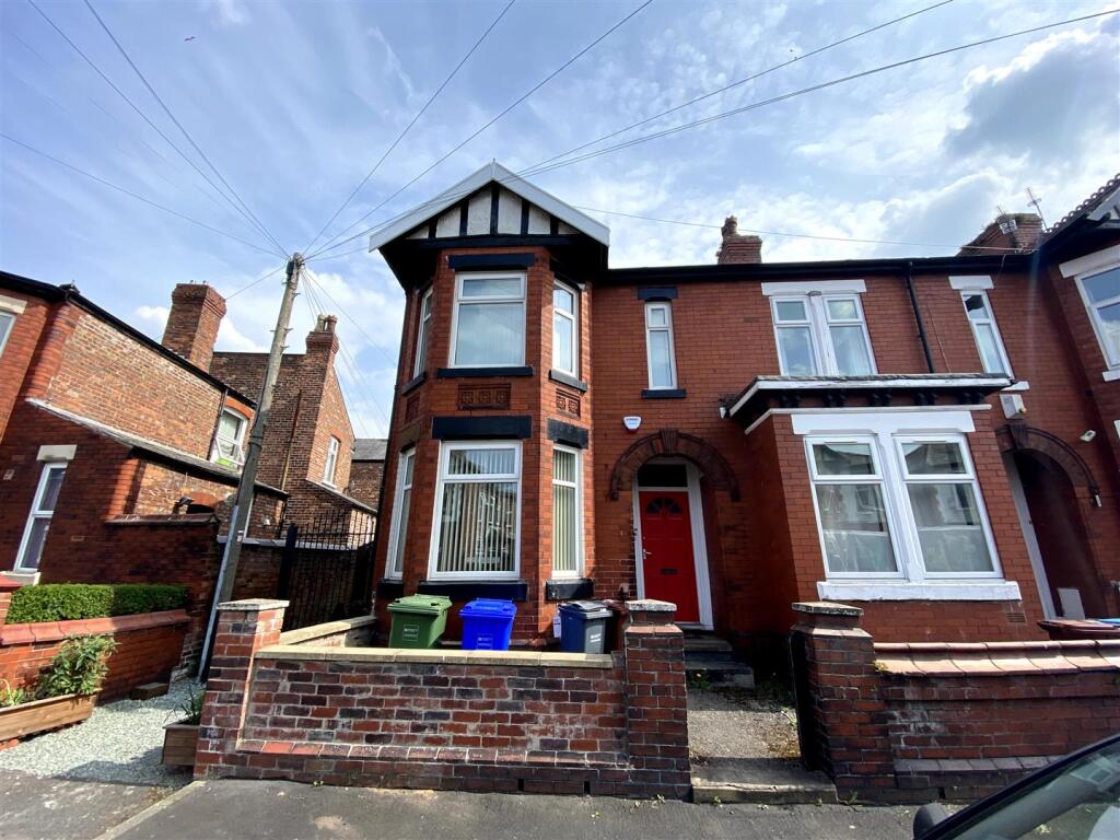 Main image of property: Denison Road, Victoria Park, £150pppw