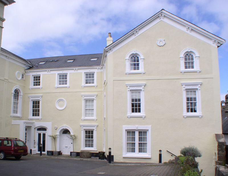 2-bed flat on 9 Moorlands, Chagford, Devon, £325,000