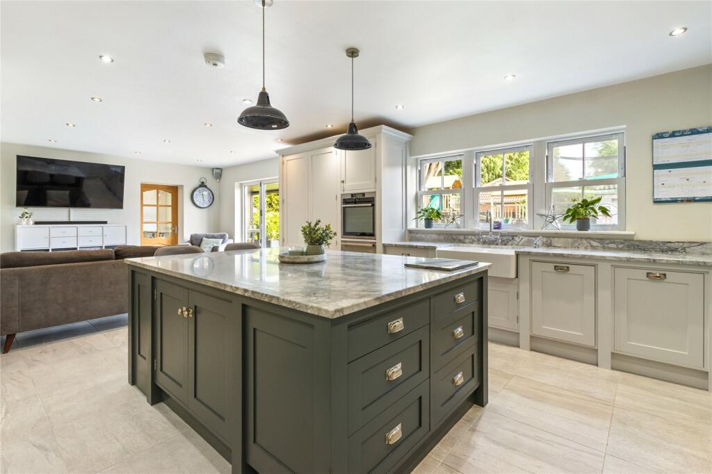 House in Doncaster - View 4