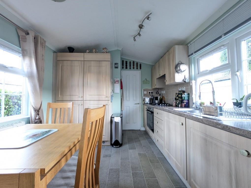 Rickwood Park, Beare Green, RH5 photo 2