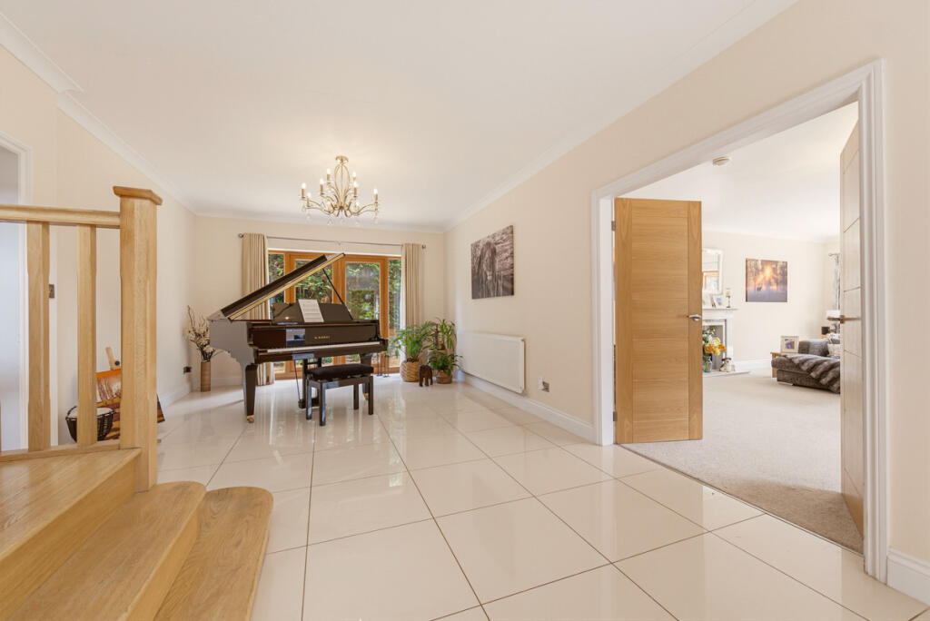 House in Nottingham, Wollaton Park - View 4