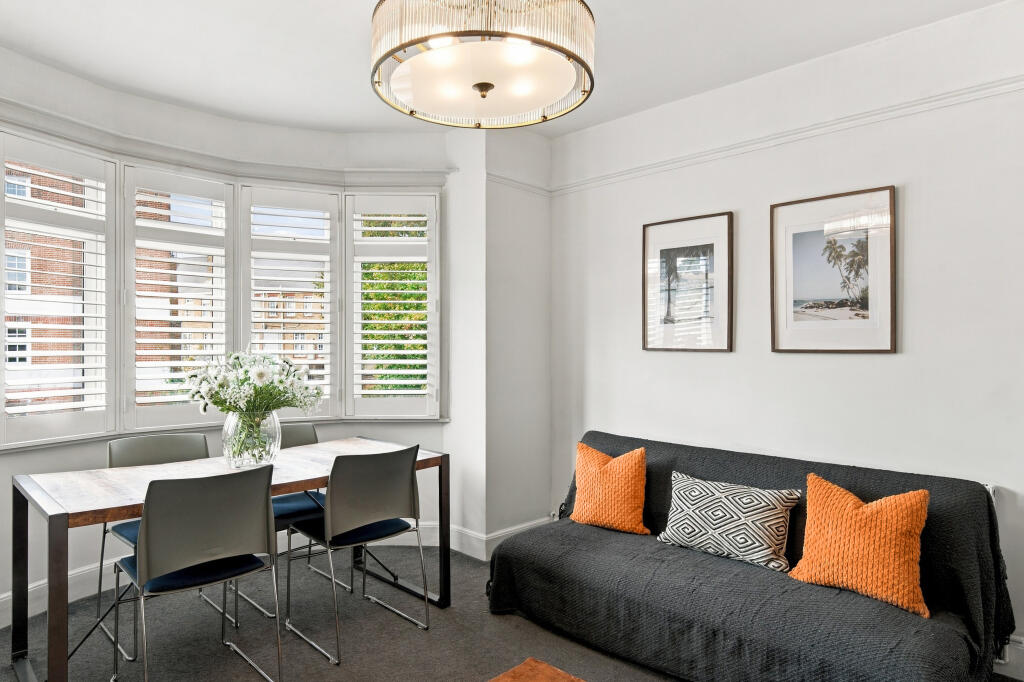 Apartment in London, East Sheen - View 4