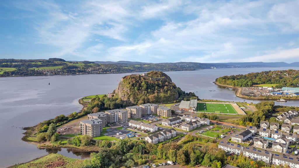 Castlegate Lane, Dumbarton photo 2
