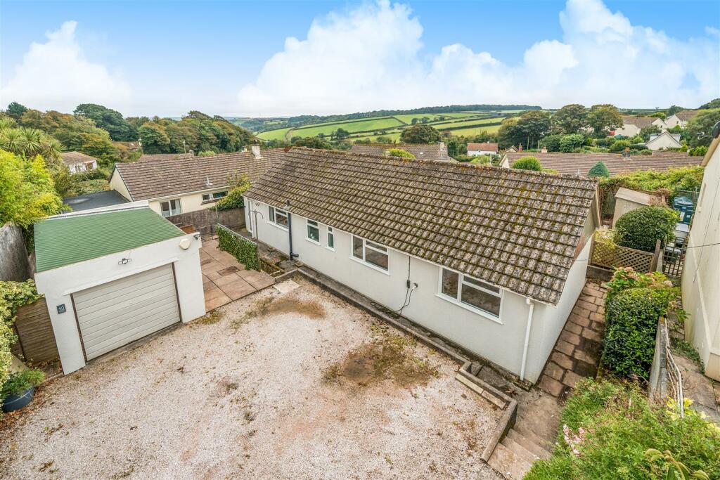 4-bed house on Scotts Close, Churchstow, £380,000
