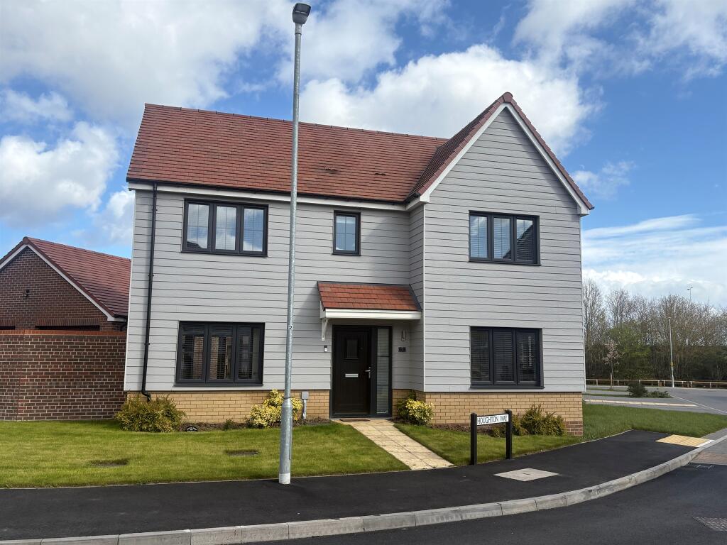Houghton Way, Stilton, Peterborough photo 2