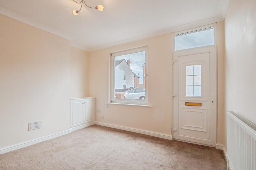 House in North West Leicestershire, South East Coalville, Greenhill - View 4