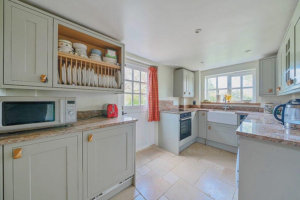 House in Horsham, Rudgwick - View 4