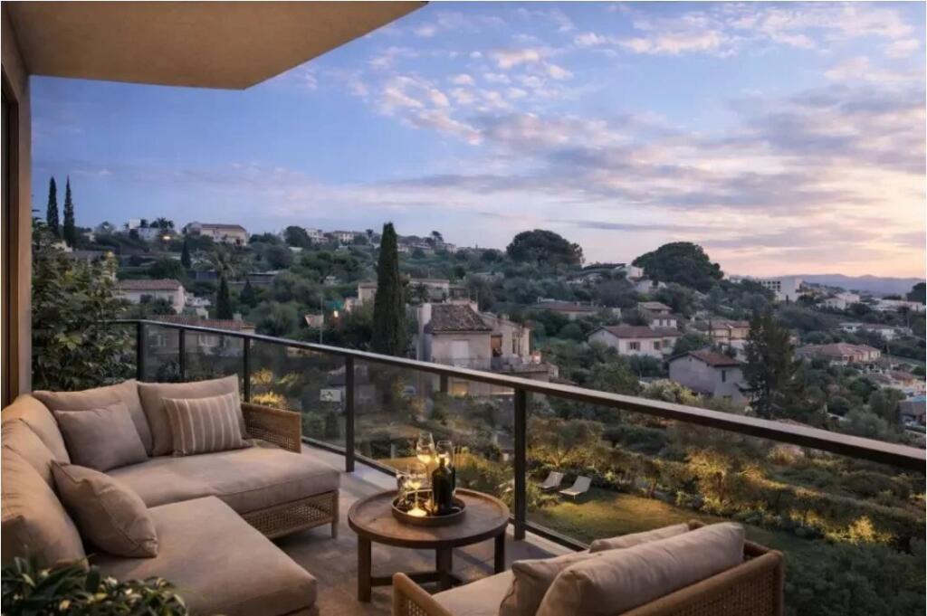 Main image of property: Provence-Alps-Cote d`Azur, Alpes-Maritimes, Antibes