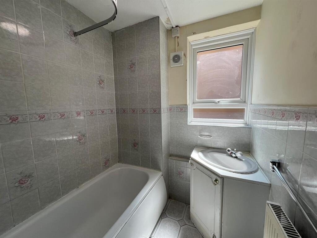 Apartment in Birmingham - View 5