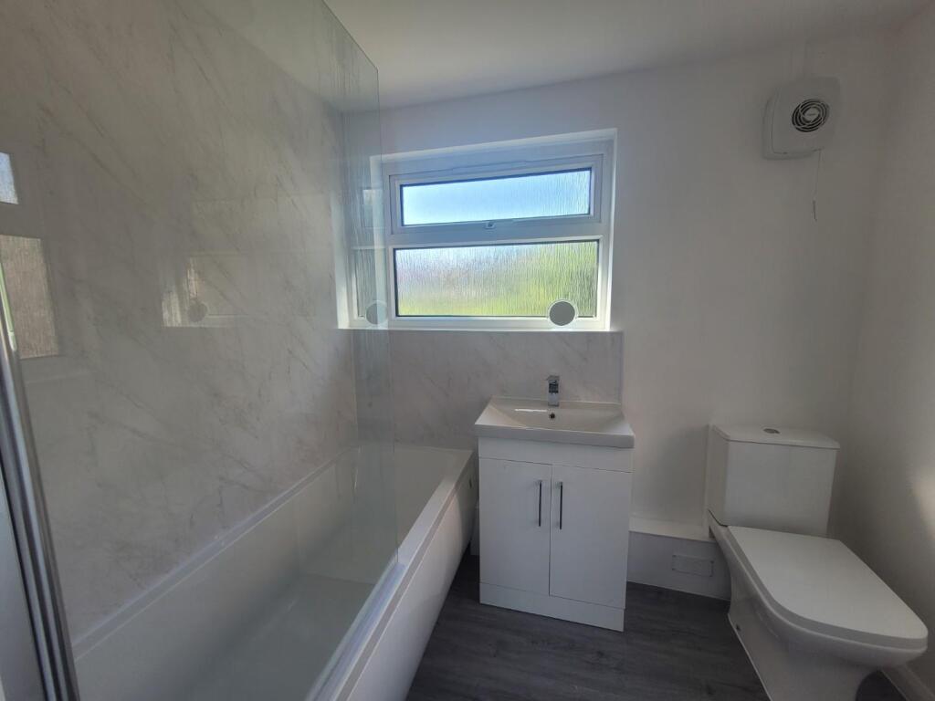 House in Northampton - View 5