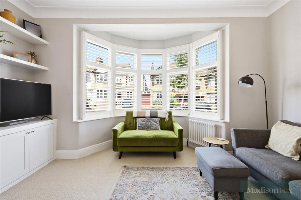 House in London, South Woodford - View 5